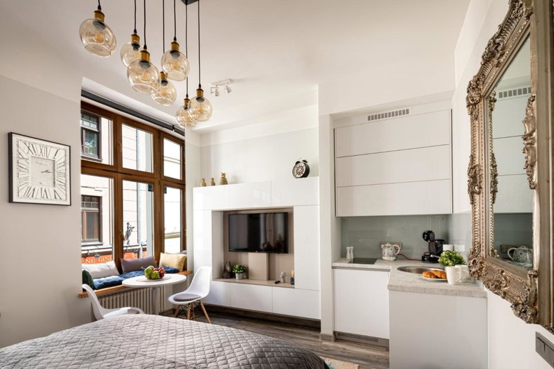 Art Design King Bed Studio Apartment In Old Town, Rīga, Latvia