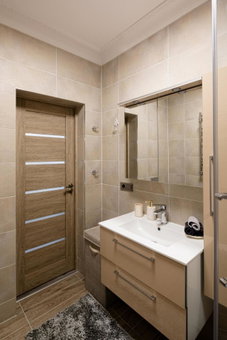Art Design King Bed Studio Apartment In Old Town, Rīga, Latvia