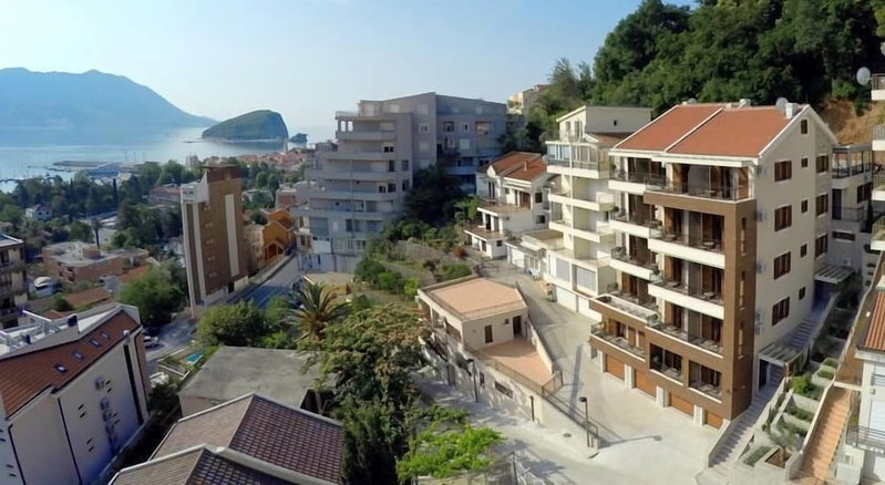 Aparthotel Villa Aria, Budva, Montenegro