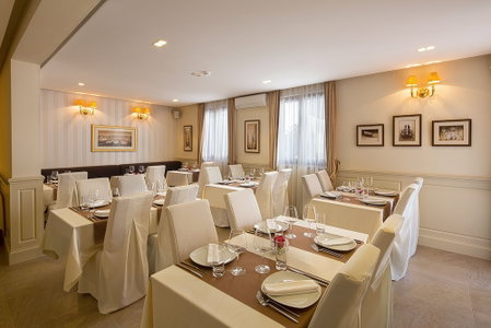 Aparthotel Villa Aria, Budva, Montenegro
