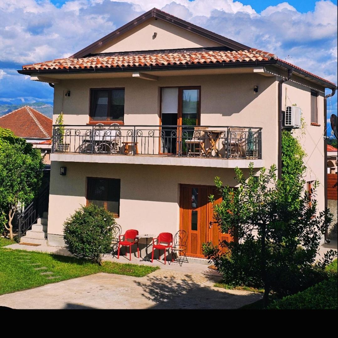 Apartments Aerodrom, Montenegro