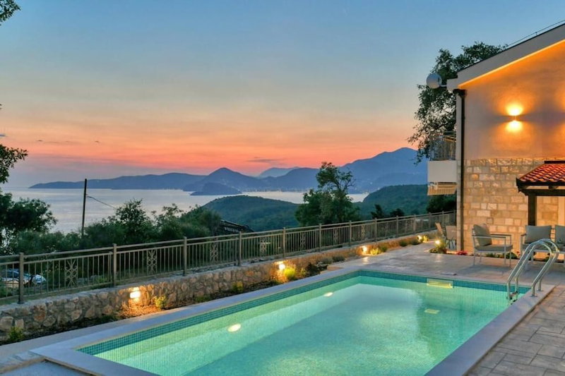 Seaview Villa Lavanda with pool, Budva, Montenegro