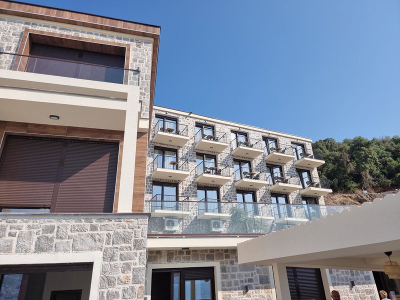 Agape Rose, Herceg Novi, Monténégro