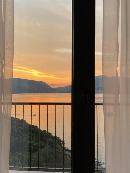 Agape Rose, Herceg Novi, Monténégro
