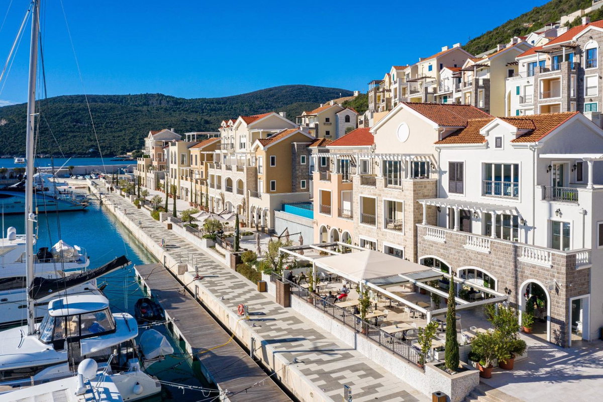 Lustica Bay Vacation Homes, Montenegro