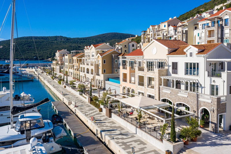 Lustica Bay Vacation Homes, Herceg Novi, Черногория