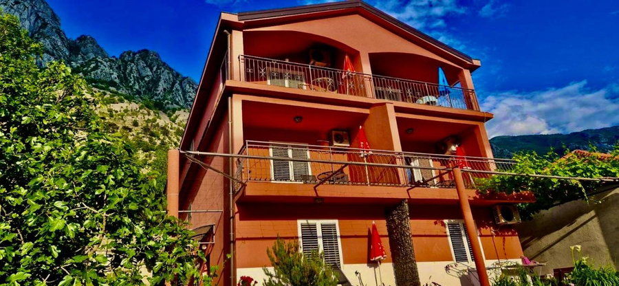 Apartments Lazarević, Kotor, Montenegro