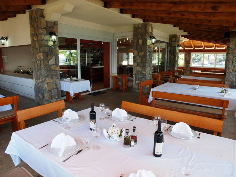 Hotel R, Bar, Черногория