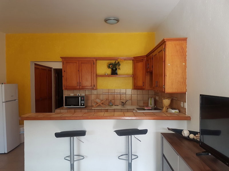 Over The Hill - Guesthouse & Residence, La Savane, Saint Martin