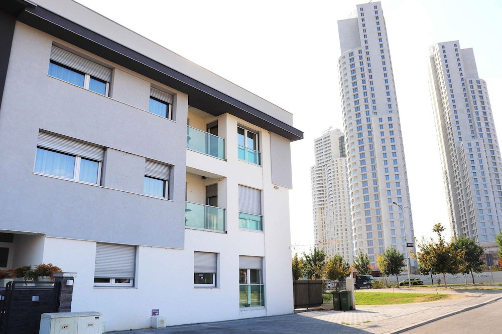 Foxxy Apartments, North Macedonia
