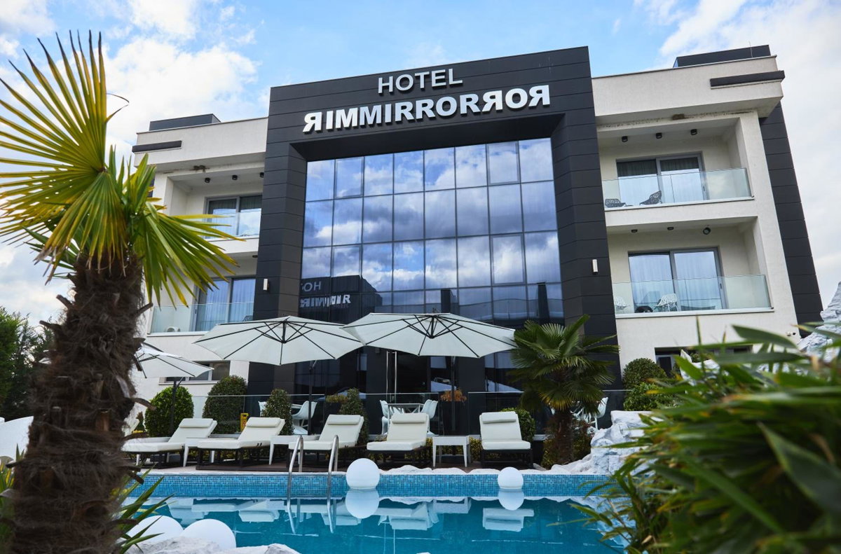 Hotel · Hotel Mirror, Skopje