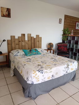 grand studio en bas de villa avec vue sur mer au Carbet, Le Carbet, Martinica