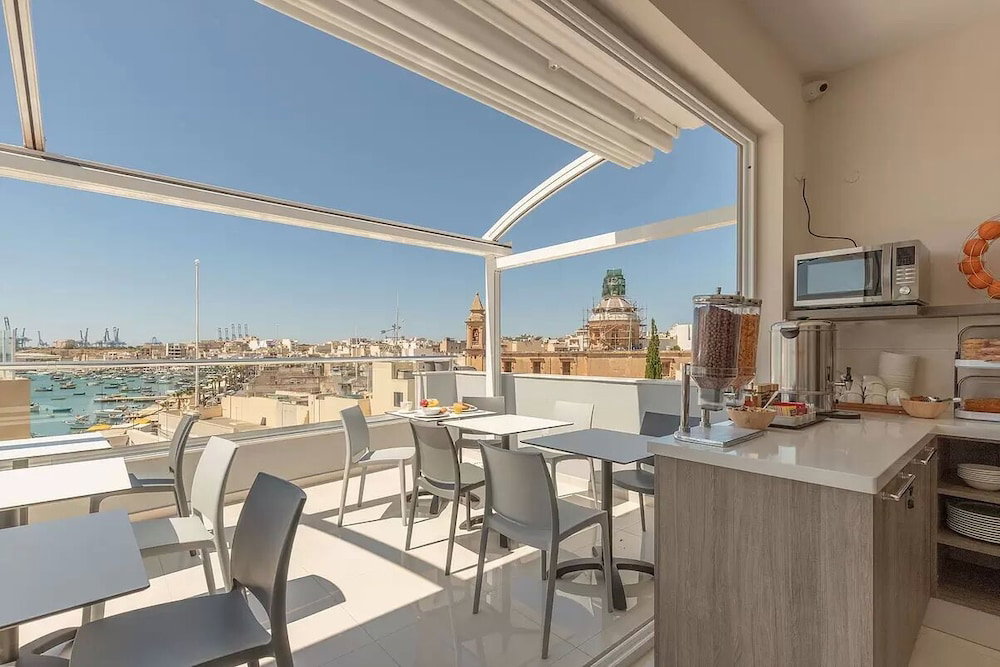 Hotel · Dun Gorg Guest House, Zabbar