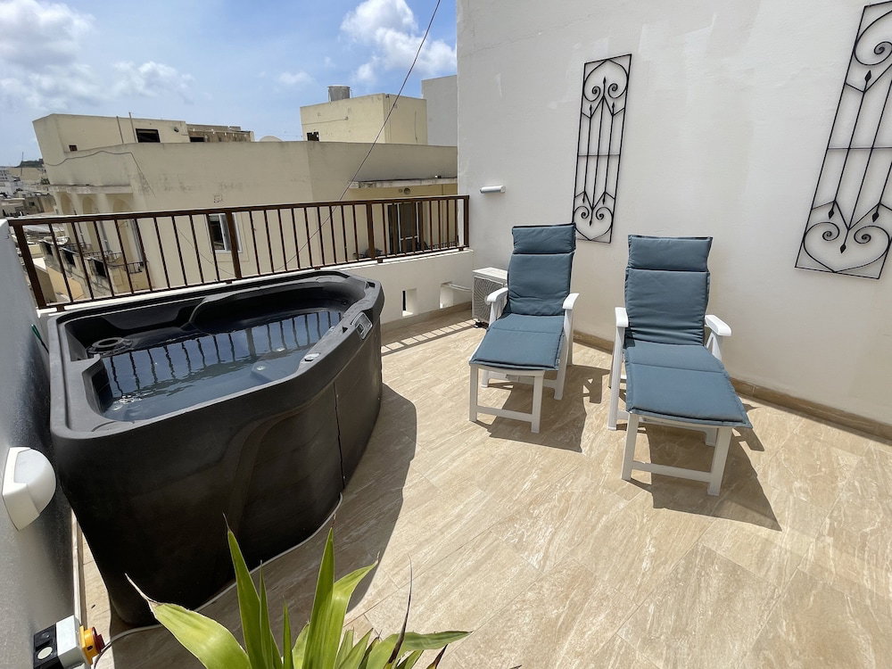 Alina Boutique Living, Malta