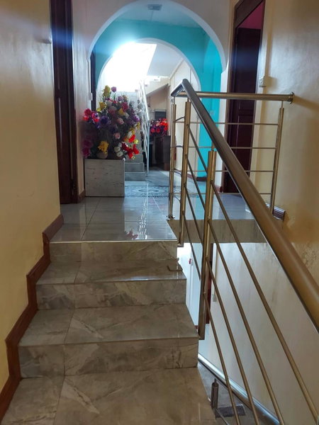 SkylineInn Hotel, Surinam, Маврикий