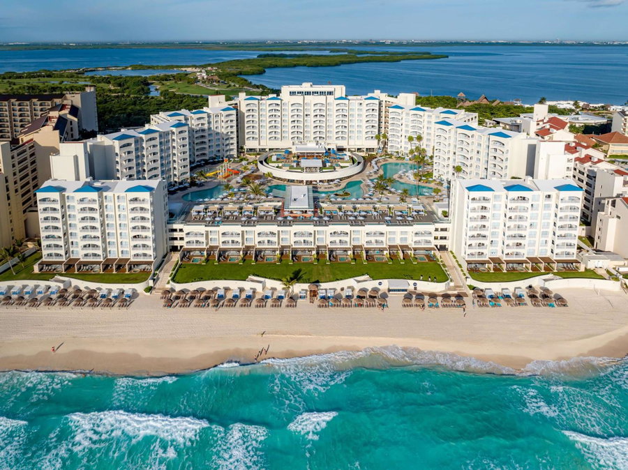 Hilton Cancun Mar Caribe All-Inclusive Resort, Cancun, Мексика