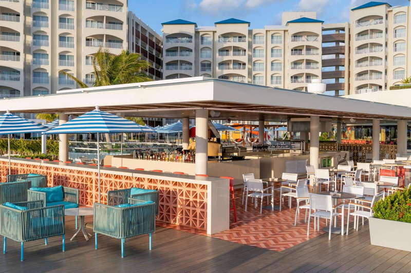 Hilton Cancun Mar Caribe All-Inclusive Resort, Cancun, Мексика