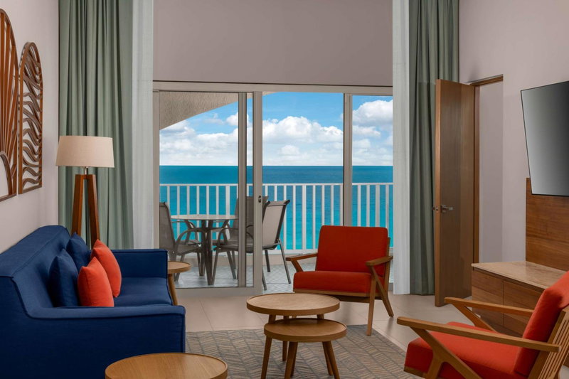 Hilton Cancun Mar Caribe All-Inclusive Resort, Cancun, Мексика