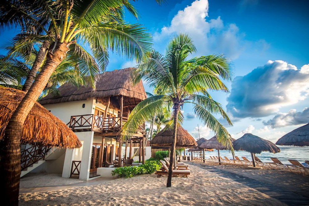 Hotel · Mahekal Beach Front Resort & Spa, Playa Del Carmen