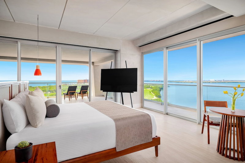 Hyatt Vivid Grand Island Cancun Adults Only All-Inclusive, Cancun, Mexiko