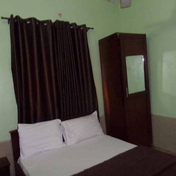 Banilux Guest House, Lagos, Nigeria