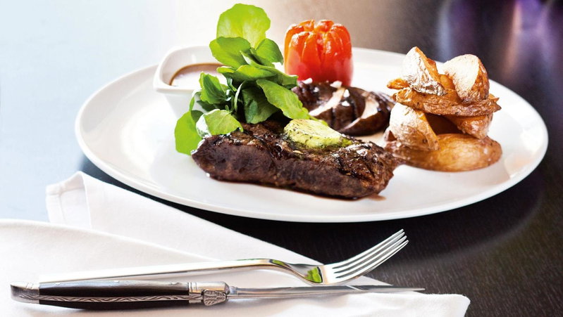 Mövenpick Hotel Amsterdam City Centre, Amsterdam, Niederlande