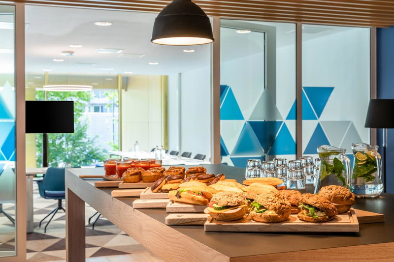 Holiday Inn Express Amsterdam - North Riverside by IHG, Amsterdam, Нидерланды