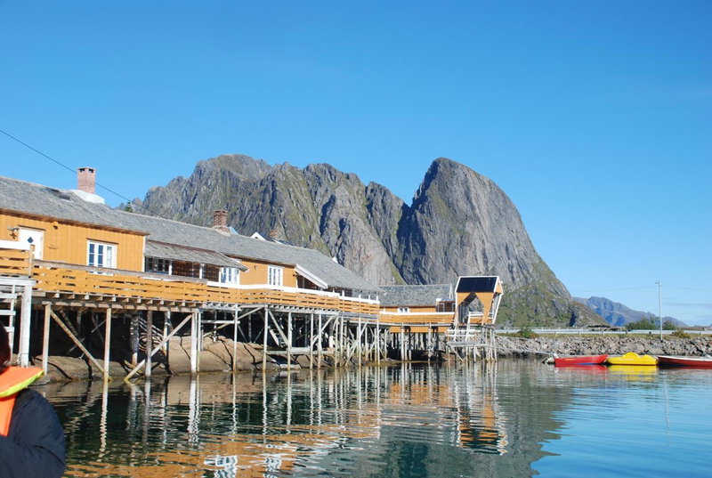Sakrisøy Rorbuer, Reine, Noruega