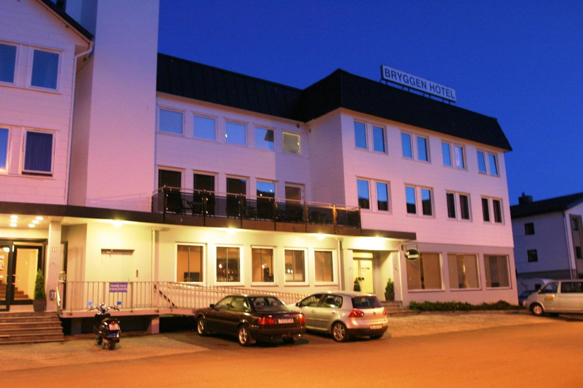 Hotel · Nordfjord Hotell - Bryggen, Nordfjordeid