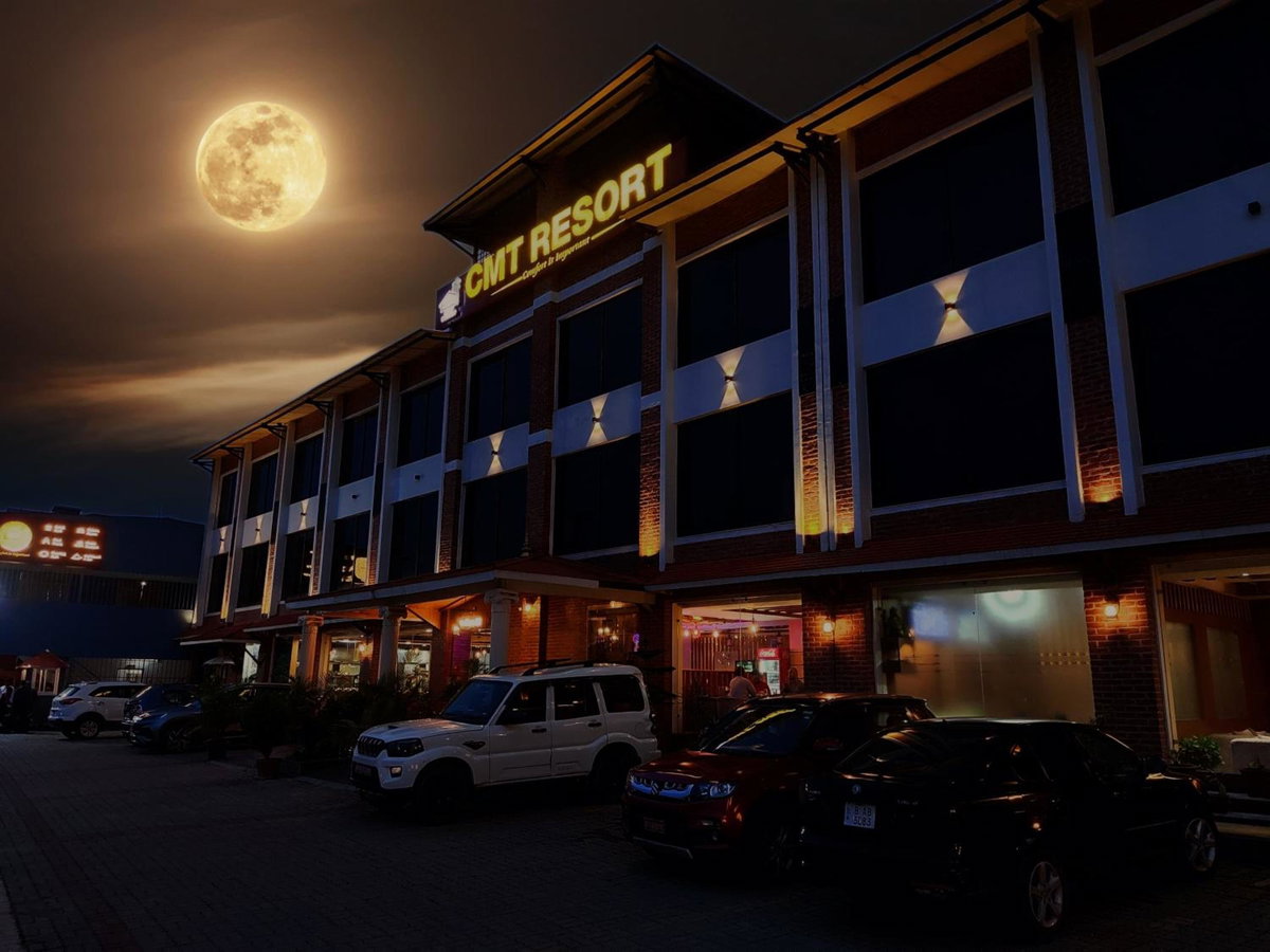 Chitwan Midtown Hotel, Nepal