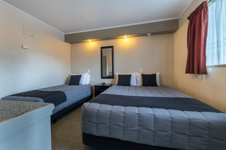 Lakeside Motel & Apartments, Te Anau, New Zealand