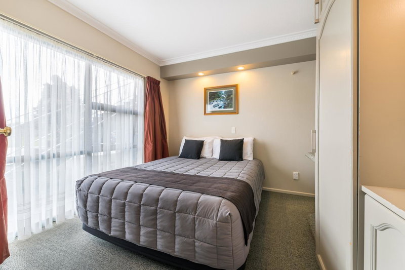 Lakeside Motel & Apartments, Te Anau, New Zealand