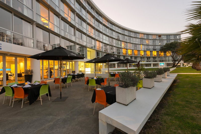 Scenic Hotel Te Pania, Napier, Новая Зеландия