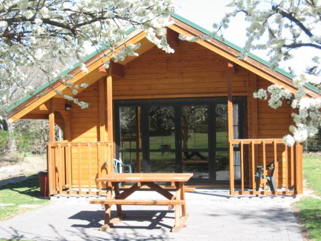 Central Chalets Ltd, Alexandra, New Zealand