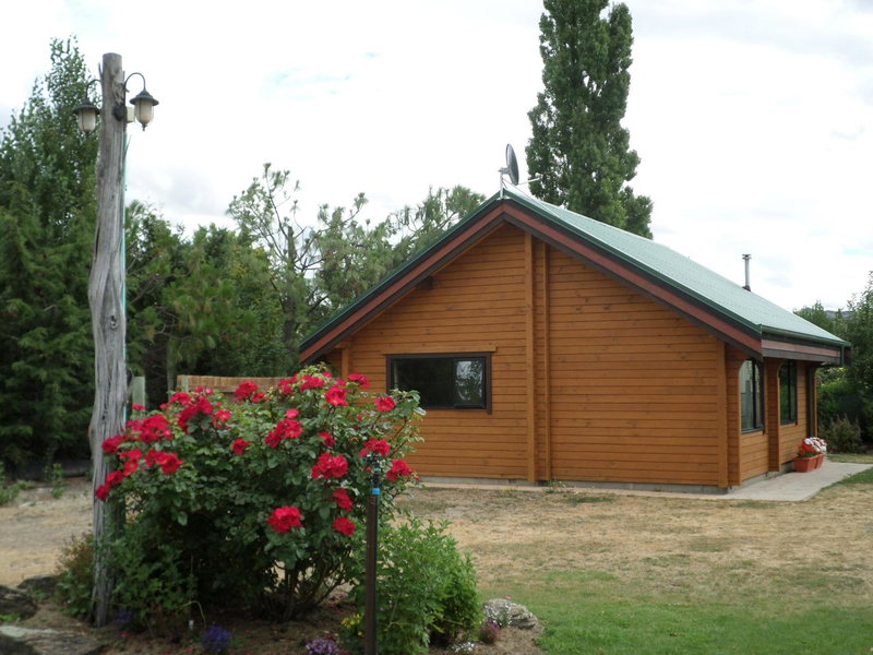 Central Chalets Ltd, Alexandra, New Zealand