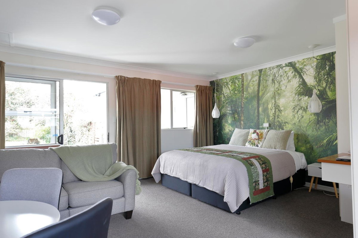 Aden Motel, New Zealand