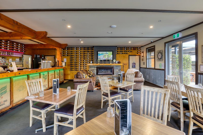 Lake Resort by Marsden, Cromwell, New Zealand