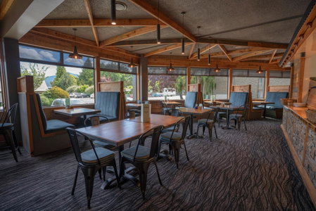 Distinction Luxmore Hotel, Te Anau, New Zealand