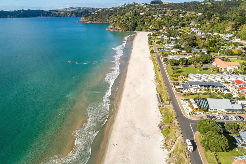 Onetangi Beach Apartments, Onetangi, New Zealand