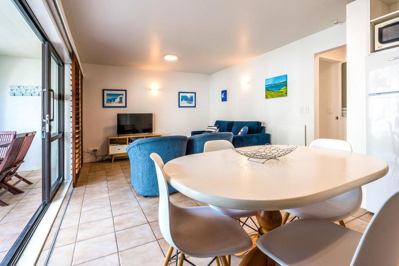 Onetangi Beach Apartments, Onetangi, New Zealand