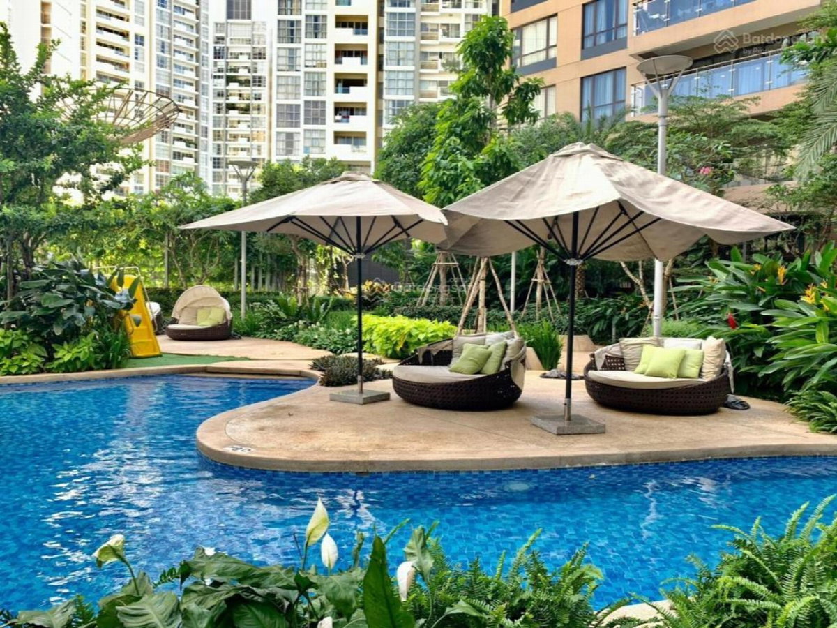 Estella Heights, Viêt Nam