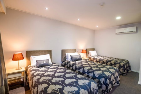 Marakura Deluxe Motel, Te Anau, New Zealand