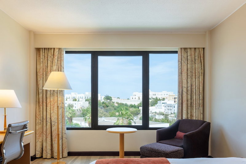 Crowne Plaza Muscat by IHG, Muscat, Oman