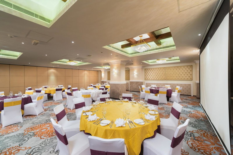 Centara Muscat Hotel Oman, Muscat, Oman