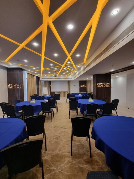 Muscat Gate Hotel, Muscat, Оман