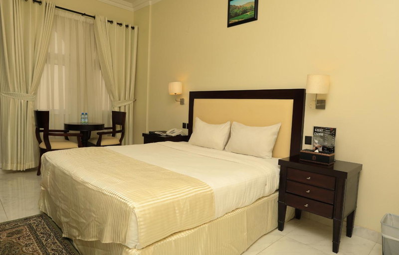 Remas Hotel Suites - Al Khoudh, Seeb, Muscat, Seeb, Оман