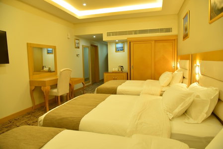 Muscat Plaza Hotel, Muscat, Оман