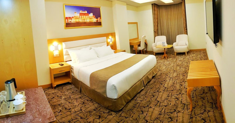 Muscat Plaza Hotel, Muscat, Оман