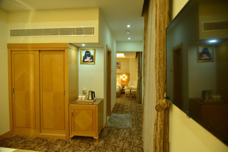 Muscat Plaza Hotel, Muscat, Оман