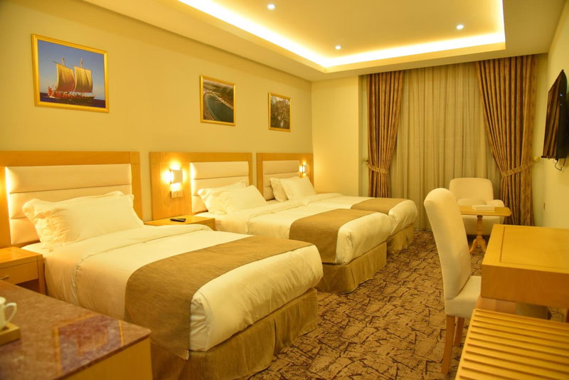 Muscat Plaza Hotel, Muscat, Оман